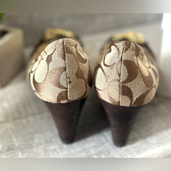 Coach Signature Closed Toe Wedge - Picture 7 of 8